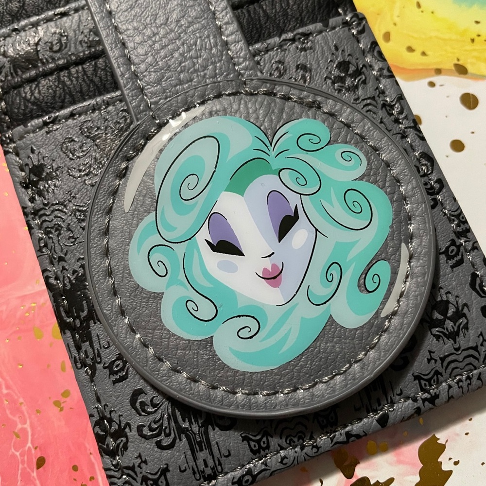 Disney Haunted Mansion Madame Leota Card Holder